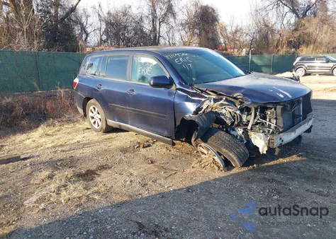 2011 Toyota Highlander Base V6 from USA, damaged, VIN 5TDZK3EH5BS032427